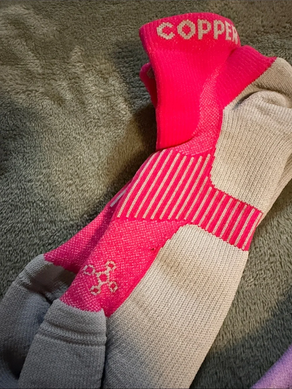Copper-infused Low-Cut Athletic Socks for Women Pink & Lavender Accents